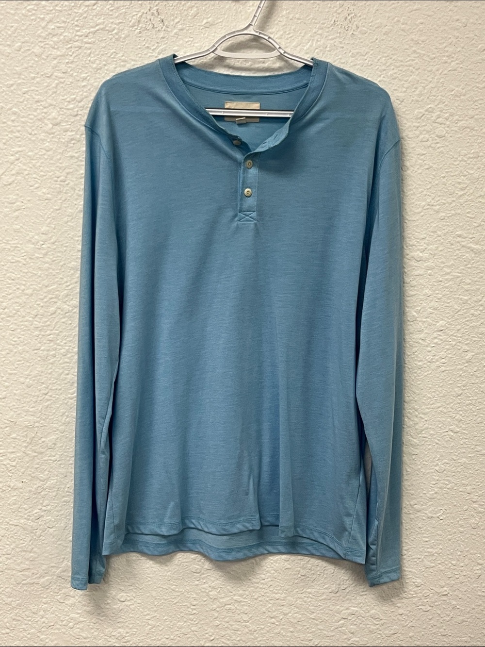 Lucky Brand Men's Light Blue Long-Sleeve Henley Shirt
#1200